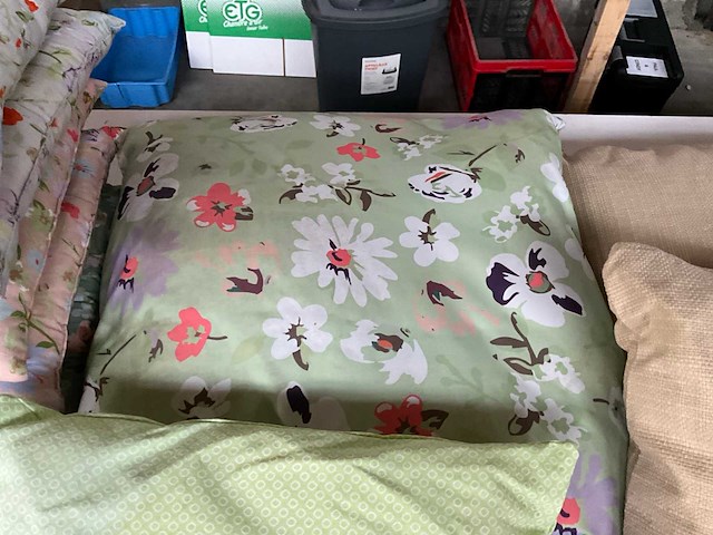 Linen & more diverse maten sierkussens (25x) - afbeelding 8 van  13