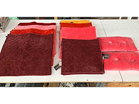 Linen & more diverse maten velours sierkussen hoezen (30x) - afbeelding 1 van  13