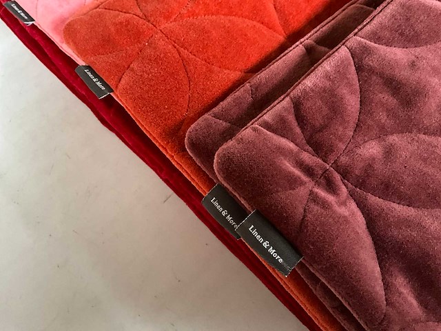 Linen & more diverse maten velours sierkussen hoezen (30x) - afbeelding 9 van  13