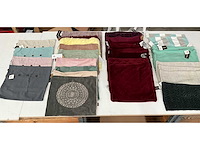 Linen & more diverse sierkussen hoezen (37x) - afbeelding 1 van  16