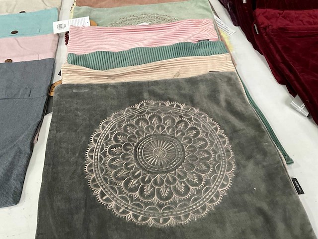 Linen & more diverse sierkussen hoezen (37x) - afbeelding 14 van  16