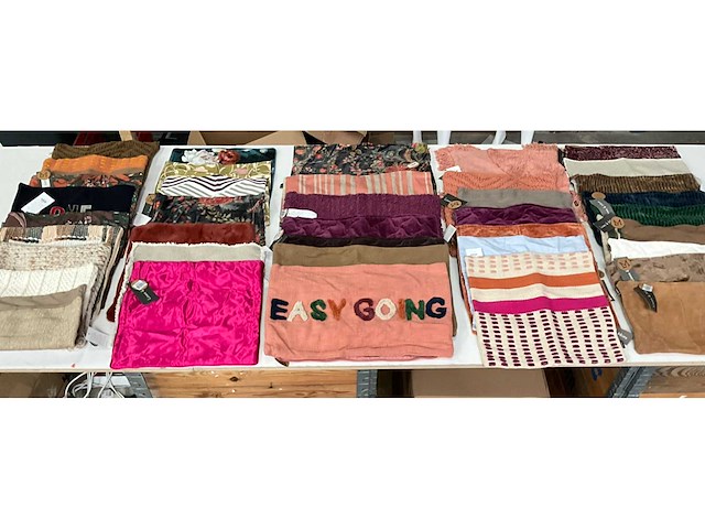 Linen & more diverse sierkussen hoezen (40x) - afbeelding 1 van  17