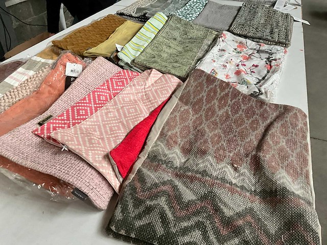 Linen & more diverse sierkussen hoezen (47x) - afbeelding 3 van  11