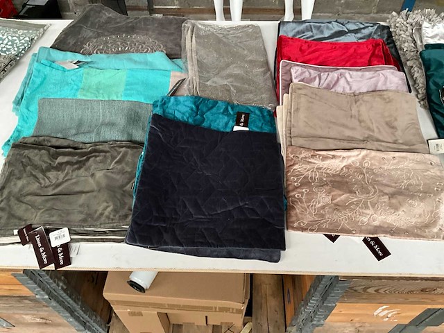 Linen & more diverse sierkussen hoezen (67x) - afbeelding 1 van  14