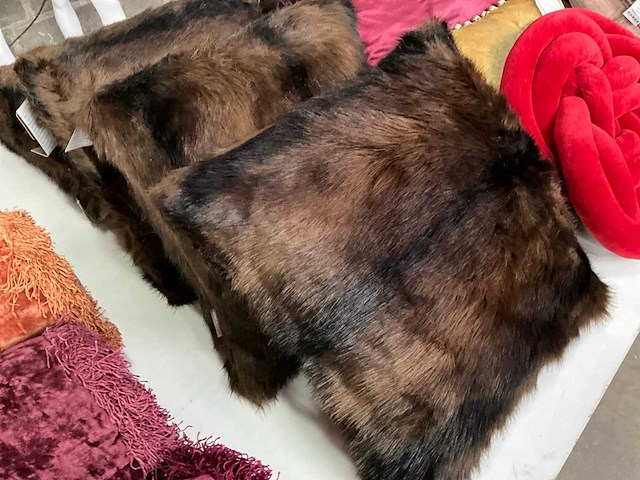 Linen & more diverse sierkussens (27x) - afbeelding 12 van  16