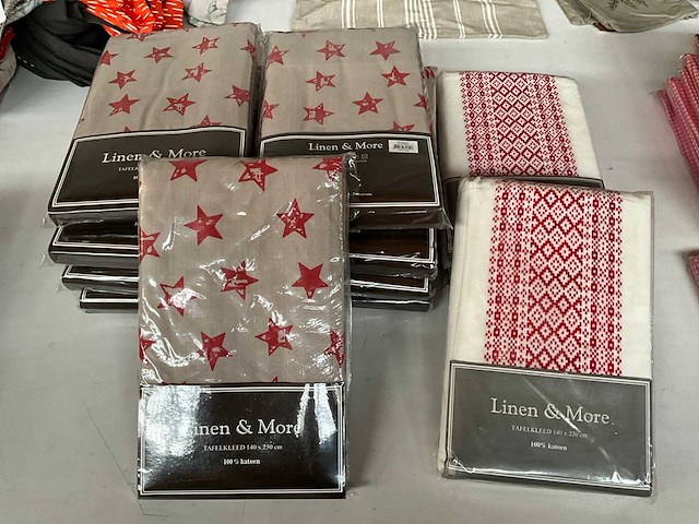 Linen & more diverse tafelkleden (12x) - afbeelding 1 van  6