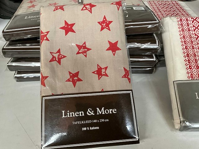 Linen & more diverse tafelkleden (12x) - afbeelding 2 van  6