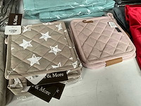 Linen & more mix kavel diverse textiel woonaccessoires - afbeelding 16 van  16