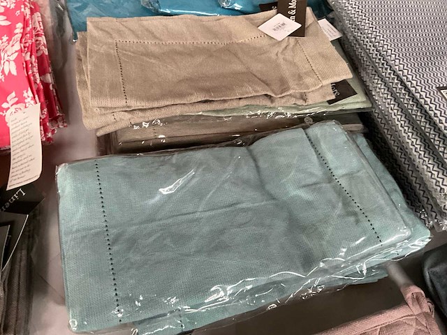 Linen & more mix kavel diverse textiel woonaccessoires - afbeelding 2 van  16
