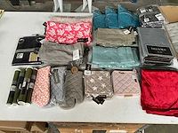 Linen & more mix kavel diverse textiel woonaccessoires - afbeelding 1 van  16