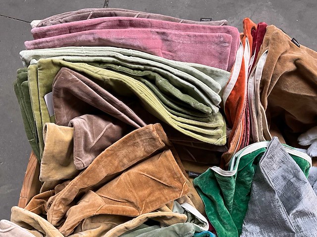 Linen & more palletdeal diverse sierkussen hoezen - afbeelding 3 van  9