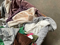 Linen & more palletdeal diverse sierkussen hoezen - afbeelding 6 van  9