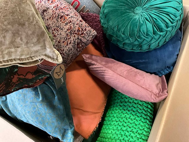 Linen & more palletdeal diverse sierkussens - afbeelding 4 van  6