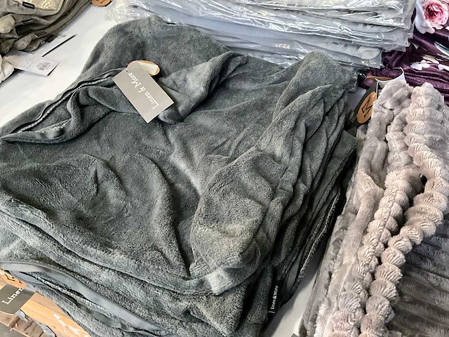 Linen & more + presence diverse sierkussen hoezen (81x) - afbeelding 6 van  10