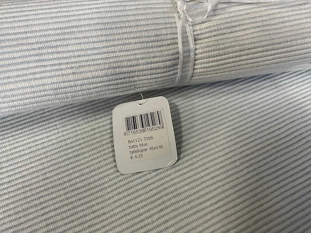 Linen & more tafelloper 45 x 140 cm (28x) - afbeelding 4 van  7