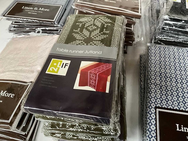 Linen & more/2lif diverse kleed en tafellopers (52x) - afbeelding 9 van  10
