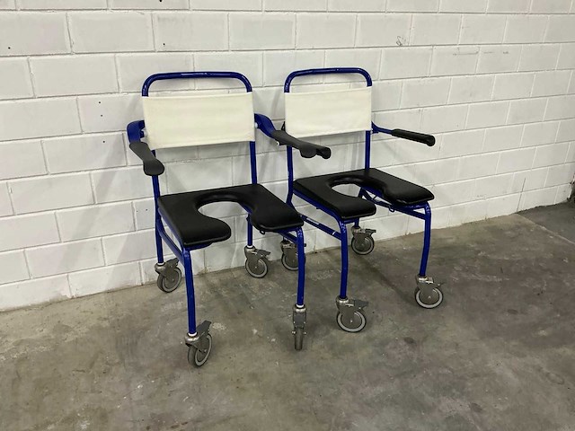 Linido handicare - verrijdbare douchestoel toiletstoel (2x) - afbeelding 1 van  4