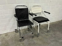 Linido handicare - verrijdbare douchestoel toiletstoel (2x) - afbeelding 1 van  4