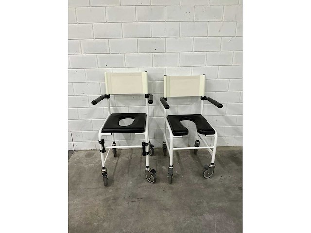 Linido handicare - verrijdbare douchestoel toiletstoel (2x) - afbeelding 2 van  4