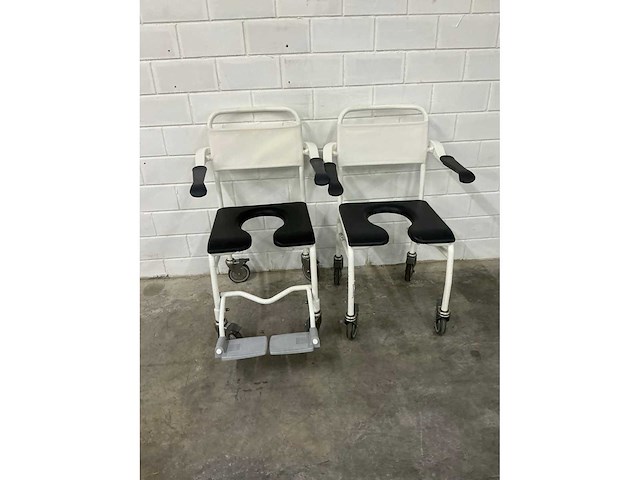 Linido handicare - verrijdbare douchestoel toiletstoel (2x) - afbeelding 2 van  4