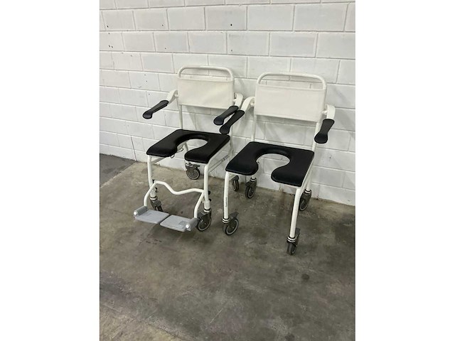 Linido handicare - verrijdbare douchestoel toiletstoel (2x) - afbeelding 3 van  4