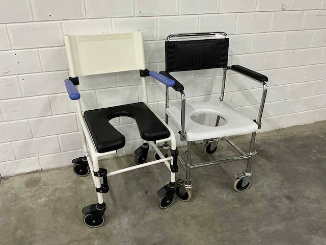 Linido handicare - verrijdbare douchestoel toiletstoel (2x) - afbeelding 1 van  4