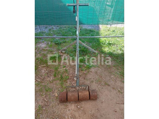 Linoleumroller (voormalig perceel 6) (ref:013937-078) - afbeelding 1 van  2