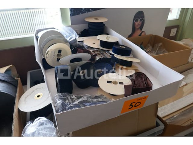 Linten en garen - afbeelding 4 van  6