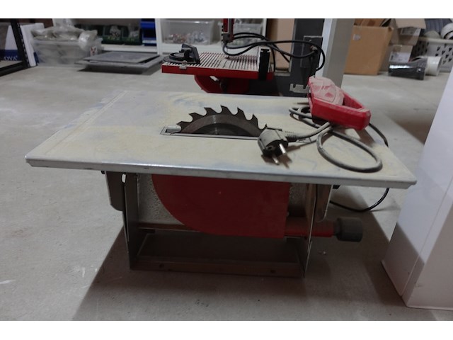 Lintzaagmachine + tafelzaag - afbeelding 2 van  7