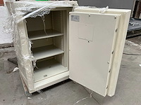 Lips europa kluis - afbeelding 5 van  7