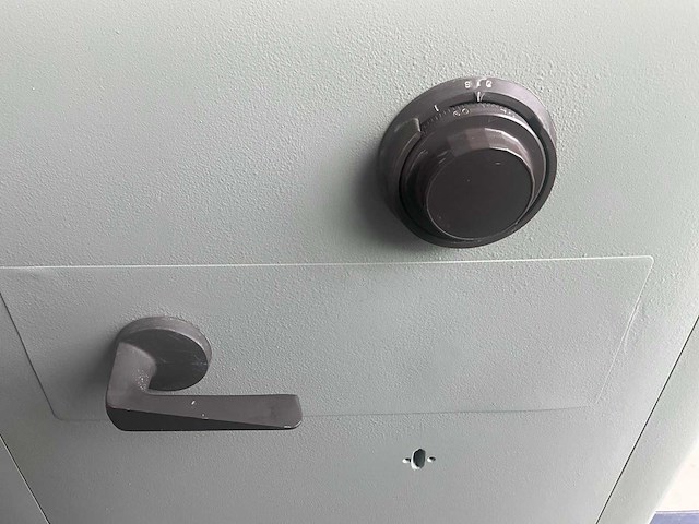 Lips kluis - afbeelding 3 van  4