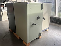 Lips kluis - afbeelding 1 van  4