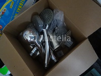 Liquidatie van de inhoud van een doos (zie foto's) - afbeelding 20 van  56