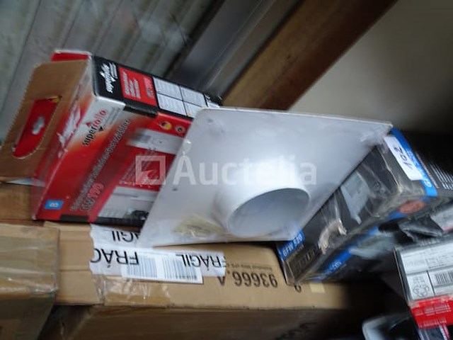 Liquidatie van de inhoud van een doos (zie foto's) - afbeelding 27 van  56