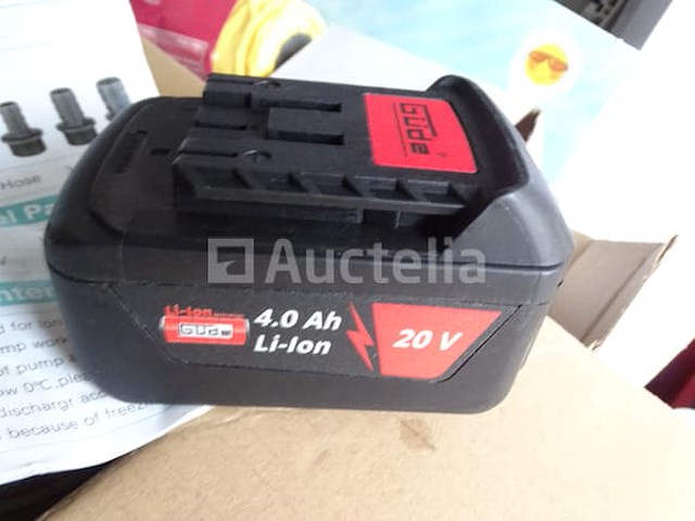 Liquidatie van de inhoud van een doos (zie foto's) - afbeelding 33 van  56