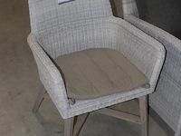 Lisboa dining chair polyloom ice/teak legs with cushion - polyloom ice - afbeelding 1 van  1