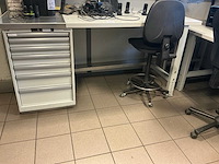 Lista bureau met ladekast - afbeelding 1 van  4