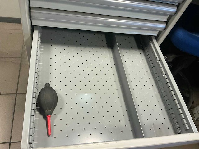 Lista hoekopgesteld bureau met 2 ladekasten - afbeelding 8 van  9