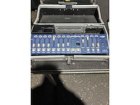 Lite 8 - light mixing console lite 8 - afbeelding 2 van  2