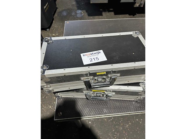 Lite 8 - light mixing console lite 8 - afbeelding 1 van  2