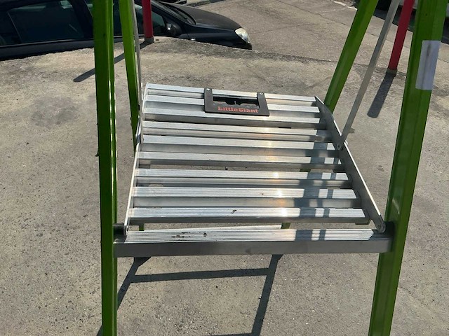 Little giant fortress trapladder - afbeelding 4 van  6