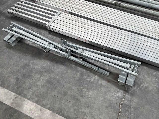 Little giant ladder bok met telescopische loopplank (2x) - afbeelding 3 van  4