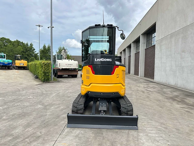 Liugong - 2026 - 9027 fzts - minigraafmachine - afbeelding 43 van  47