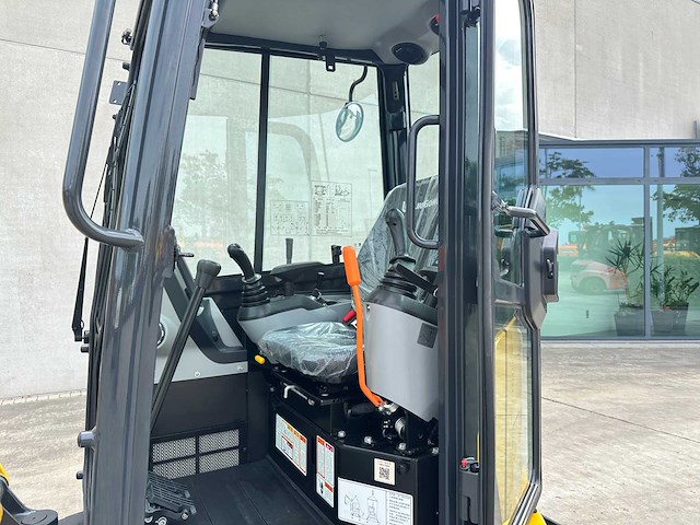 Liugong - 2026 - 9027 fzts - minigraafmachine - afbeelding 32 van  47