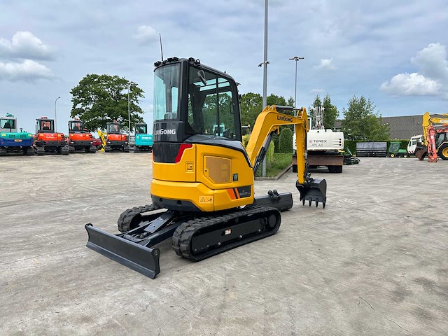Liugong - 2026 - 9027 fzts - minigraafmachine - afbeelding 34 van  47