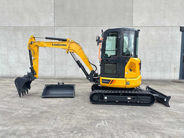 Liugong - 2026 - 9035 fzts - minigraafmachine - afbeelding 46 van  47
