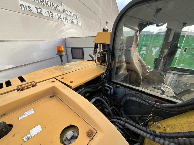 Liugong 908c - rupsgraafmachine - afbeelding 9 van  37