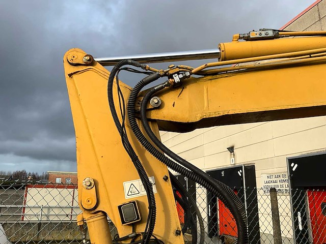 Liugong 908c - rupsgraafmachine - afbeelding 31 van  37