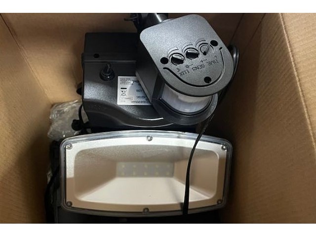 Livarnolux led solar spotlight - afbeelding 5 van  7