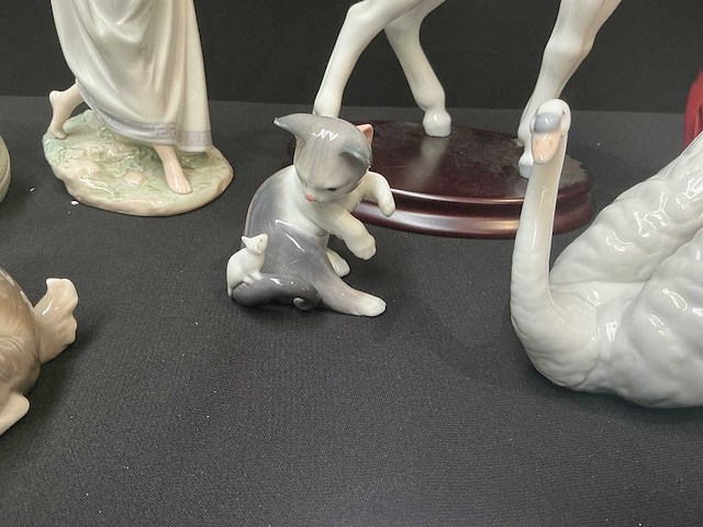 Lladro - europees porselein (8x) - afbeelding 6 van  6